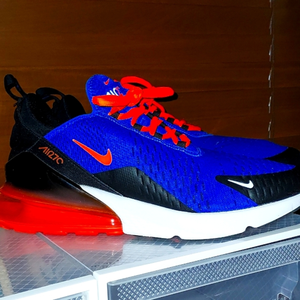 Nike Air Max 270